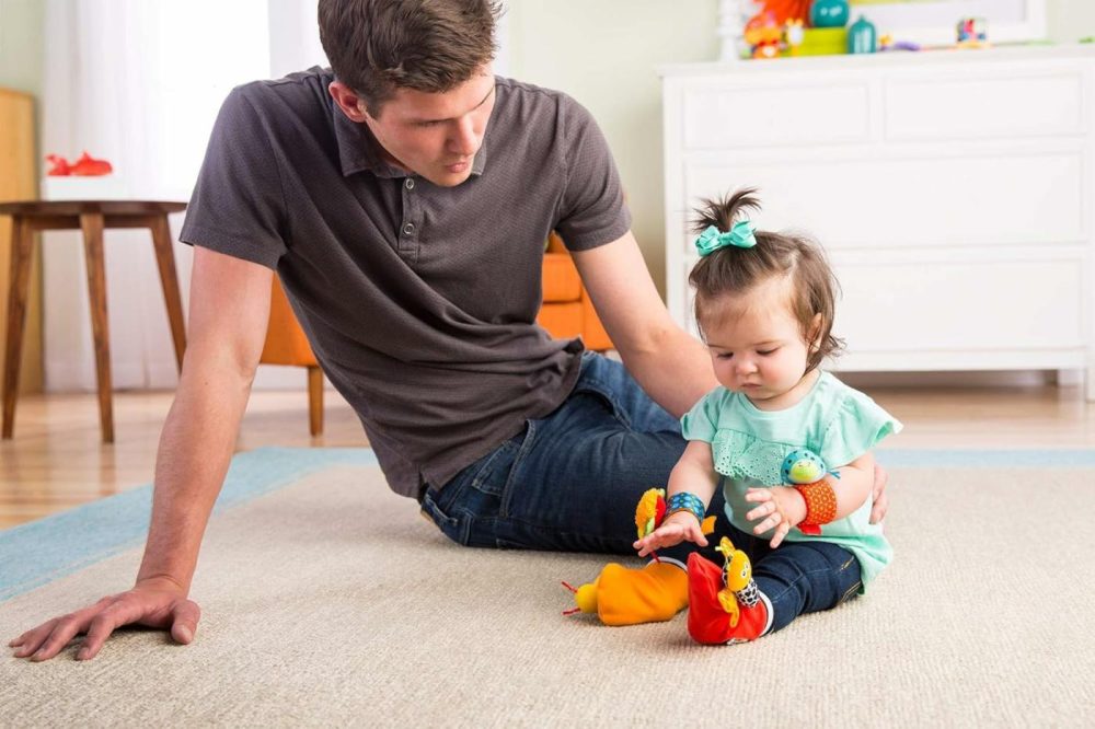 Gardenbug – Baby Foot Finder Socks & Wrist Rattle Set – Sensory Development Toys – Newborn Baby Essentials  |  Rattles & Plush Rings All Toys Rattles & Plush Rings